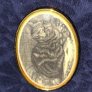 Museum of Fine Arts Faux Scrimshaw Brooch Cat Mouse